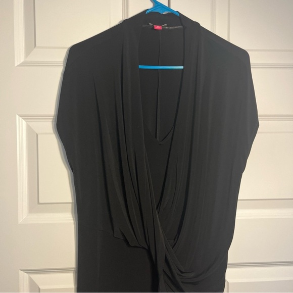 VINCE CAMUTO CAP SLEEVE DRAPE FRONT BLACK DRESS sz M - Picture 2 of 9